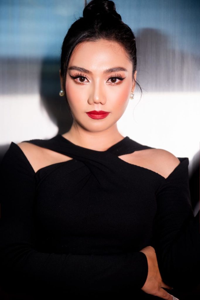 CEO Trinnie Lê xuất hiện thần thái tại họp báo Miss Grand Việt Nam 2022 Trinnie 7